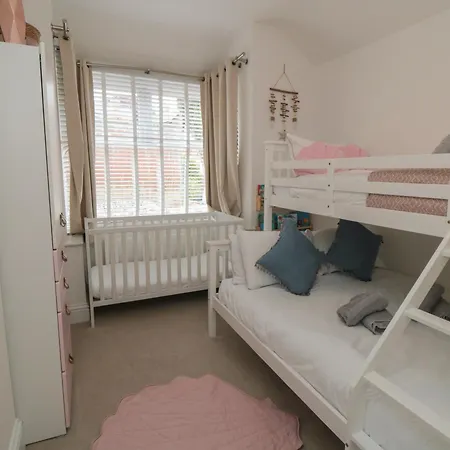 بيت للعطل Thirty Four By The Sea *