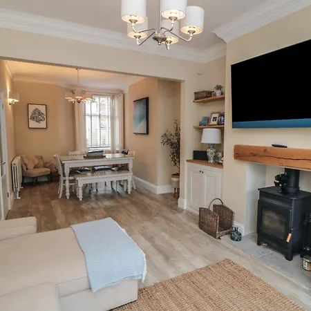 Thirty Four By The Sea Holiday home Scarborough