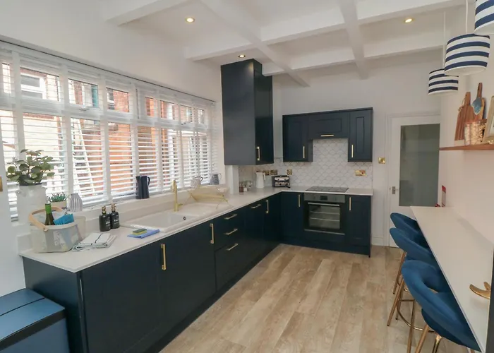 Thirty Four By The Sea スカーバラ